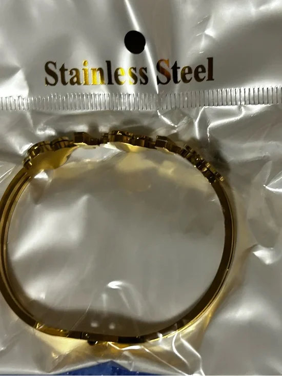 Gold-Tone Clover Link Bracelet with Black and White Inlays - Picture 5 of 7